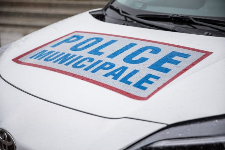 Un homme muni dun couteau abattu par la police municipale